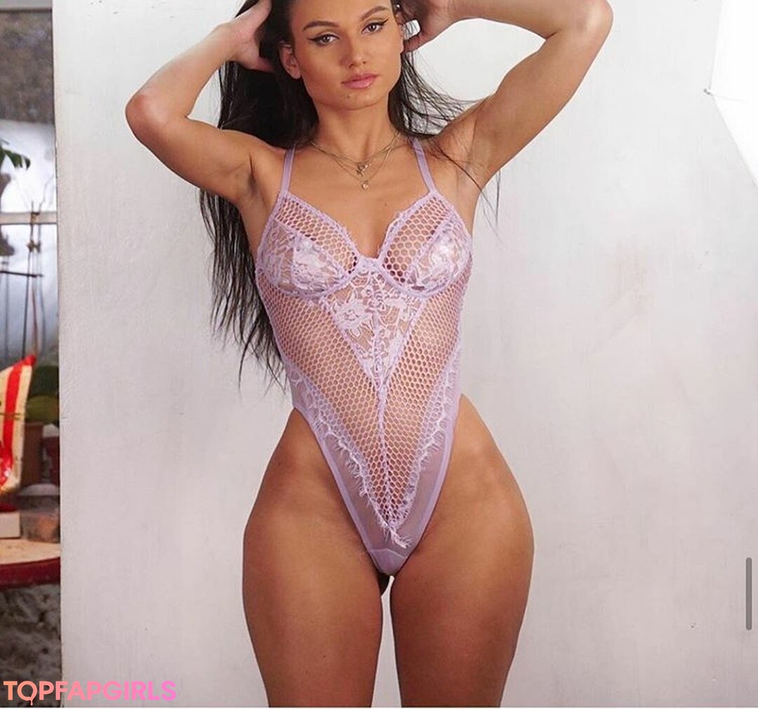Carinnha White adult actress archive