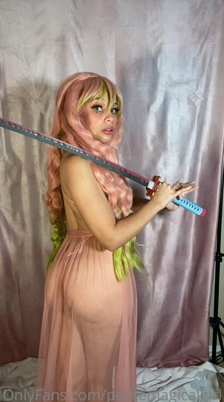 petitemagicalgirl porn star image