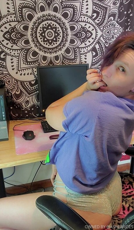 asherridesfree top profile image