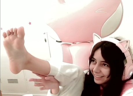 babycaroline69 hd pornstar photo