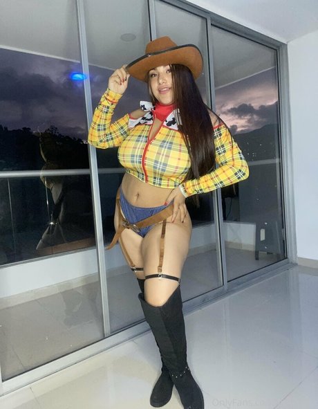 colombian teen onlyfans beautiful pic