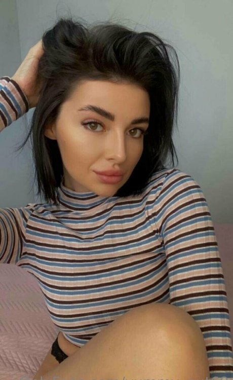 yummy nut69 beautiful model img