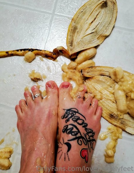 lovefiercelyfeet model art image