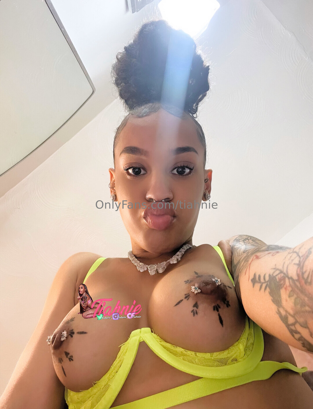 tiahnie hd pornstar pics