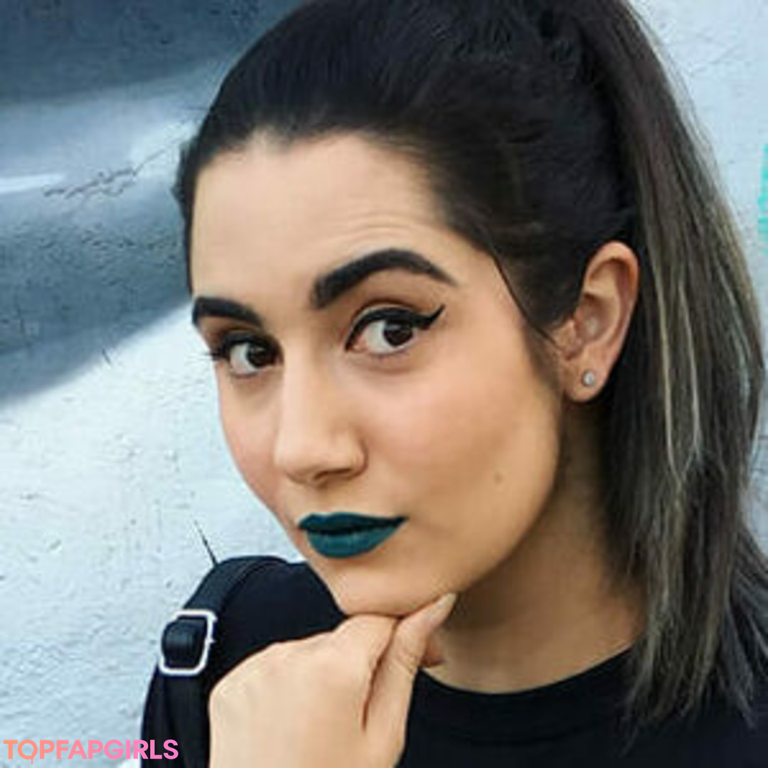 Safiya Nygaard hot pornstar pictures