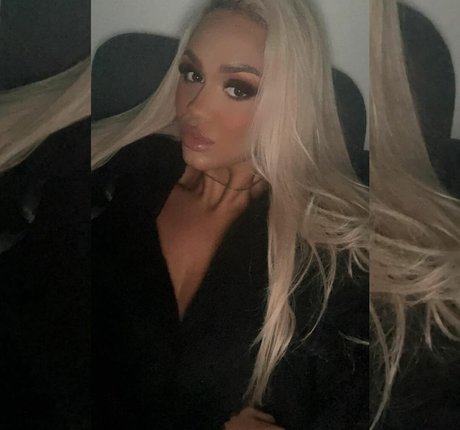 adinaa99 exclusive pornstar img