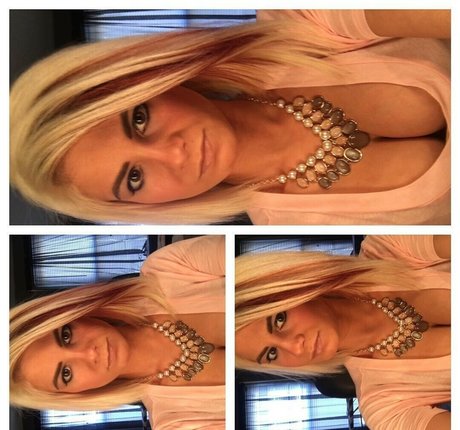 Amanda F nude pornstar photo