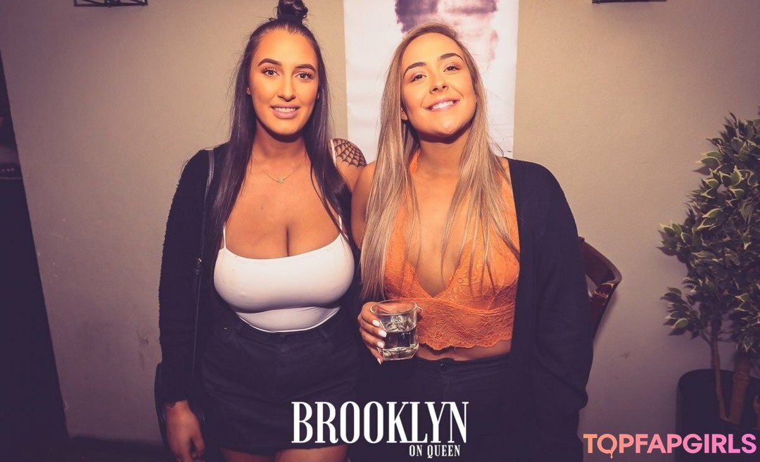 Jayme Lee star beautiful galleries