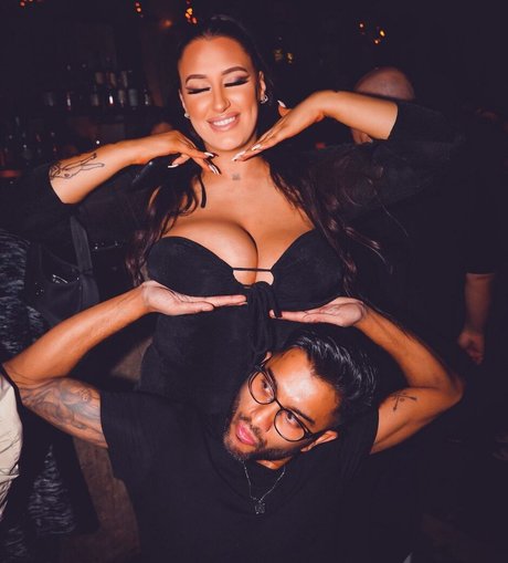 pussy milf onlyfans free naked galleries