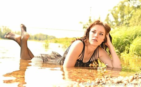 beauty chrissy star nudes photos