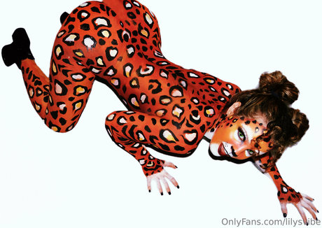 lilysvibe art pornstar pic