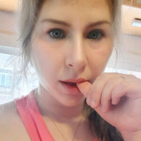 RachelChavaRaizel model naked photos