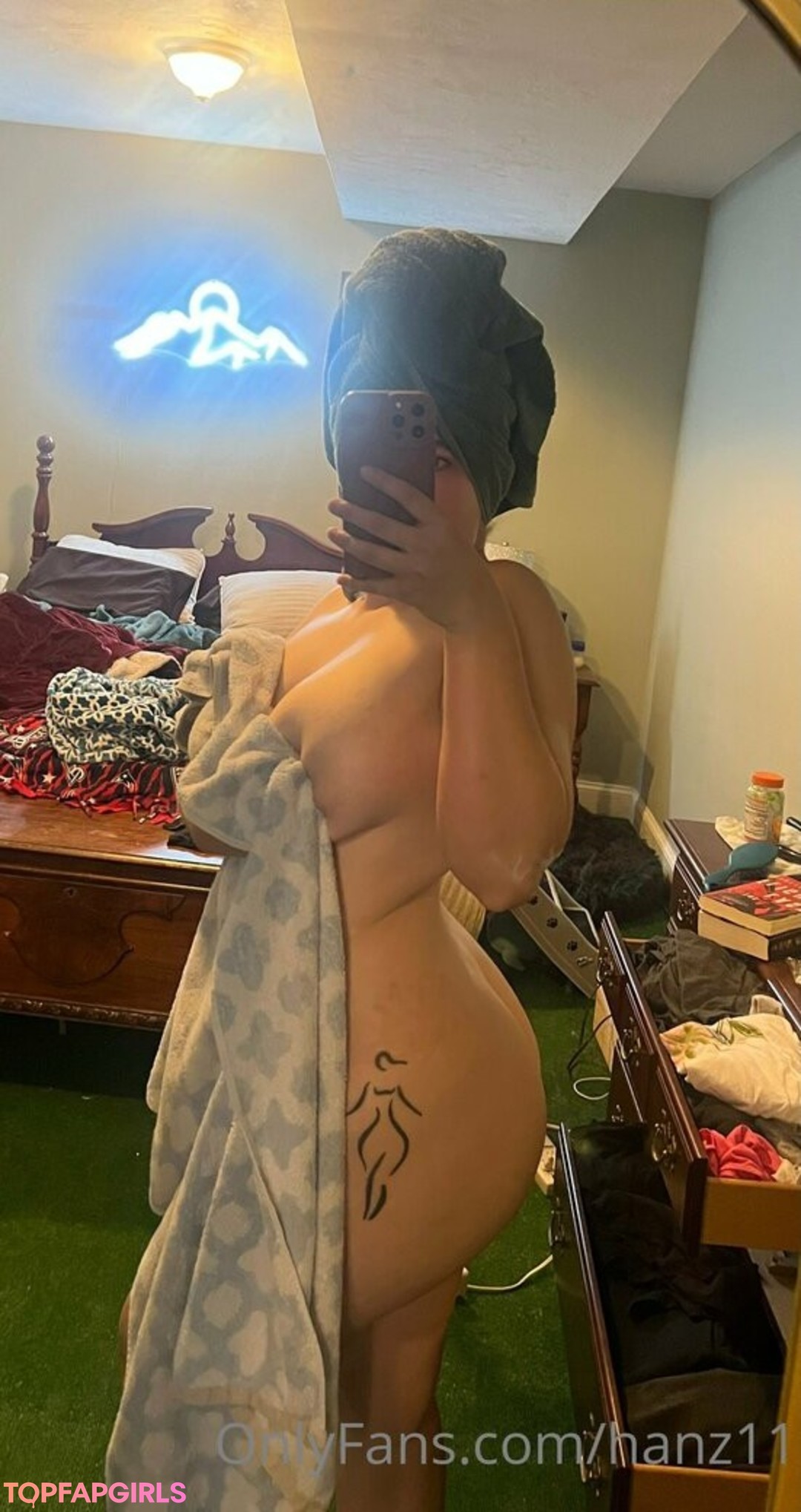 Hanz11 sexy star picture