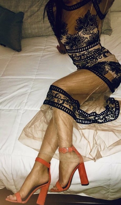 very skinny onlyfans adult images