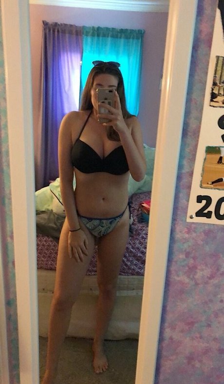 Hannah V star nude img