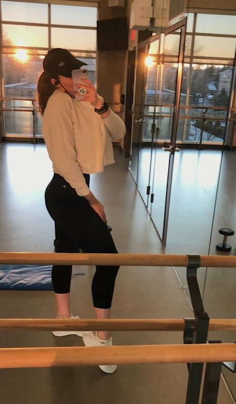 Hannah V pornstar beautiful galleries