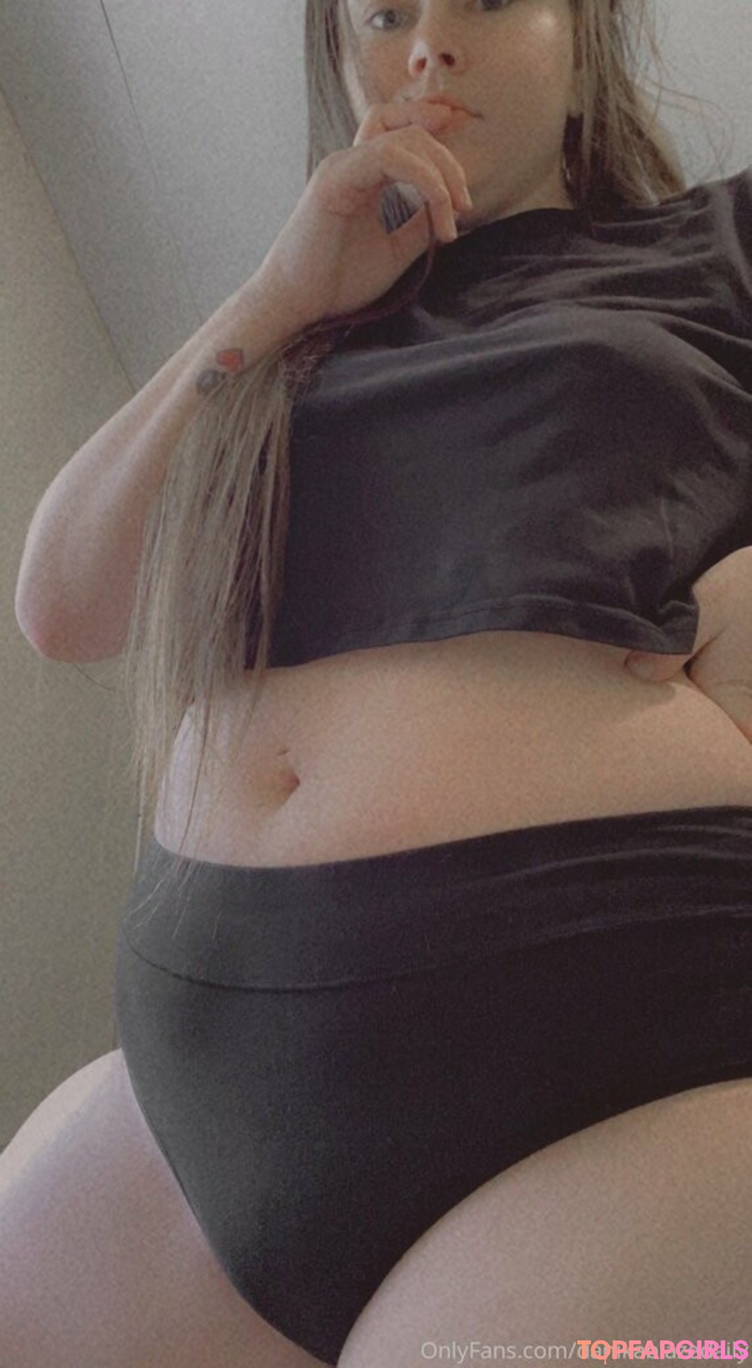danikablazedaily naked star image