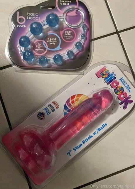 ytgirlpics pornstar nude image