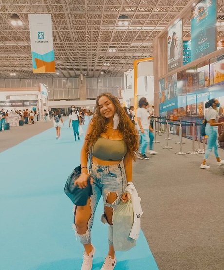 Alice M pornstar art img