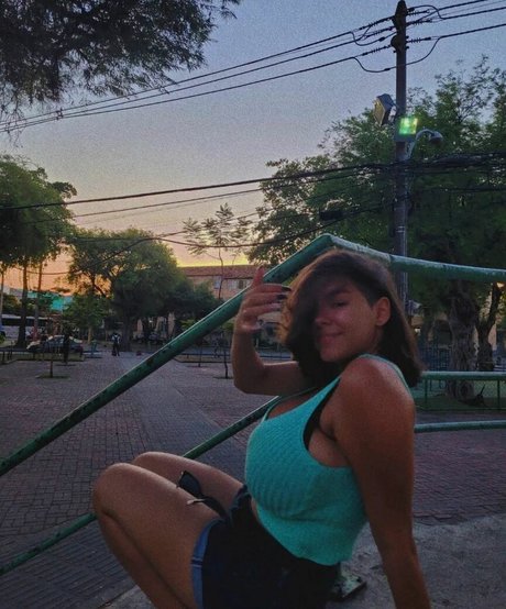 Alice M adult model gallery