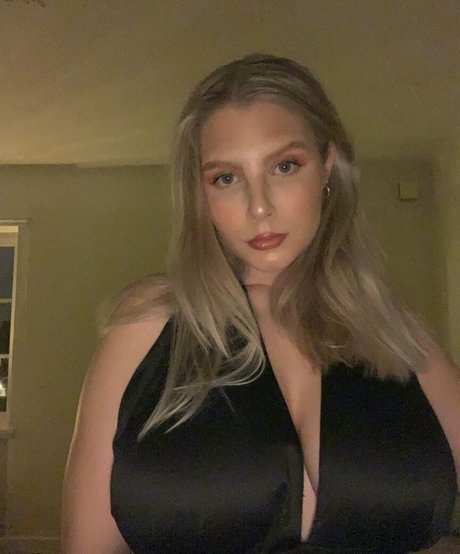 Stina beautiful pornstar image