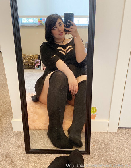 satanpanties666free perfect actress pics