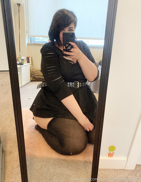 satanpanties666free model top picture