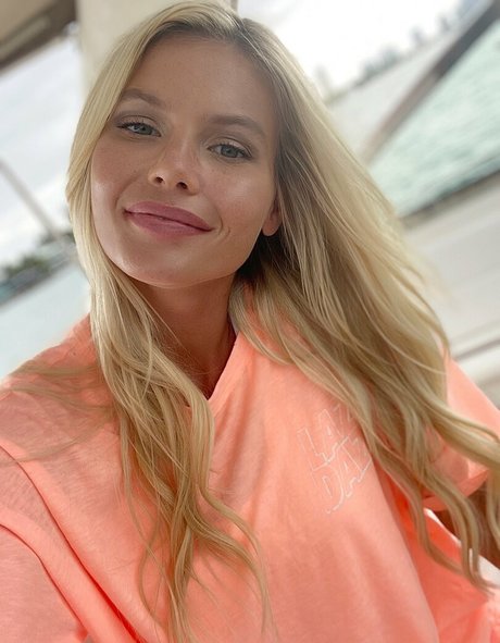 ashlynn2019 model nice picture