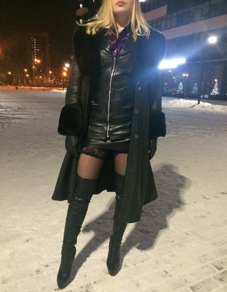 julisunrise official sex actress image