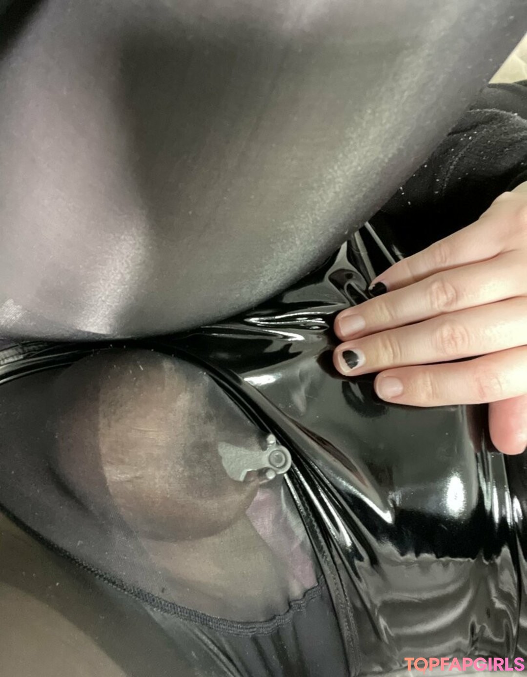 chubby nude onlyfans naked pic