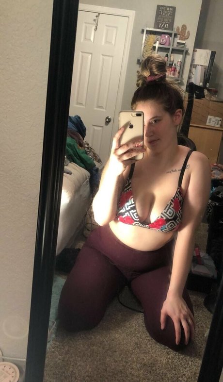 nikoletlarie hd pornstar img