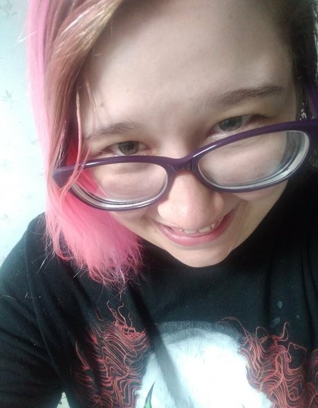 down onlyfans sexy image