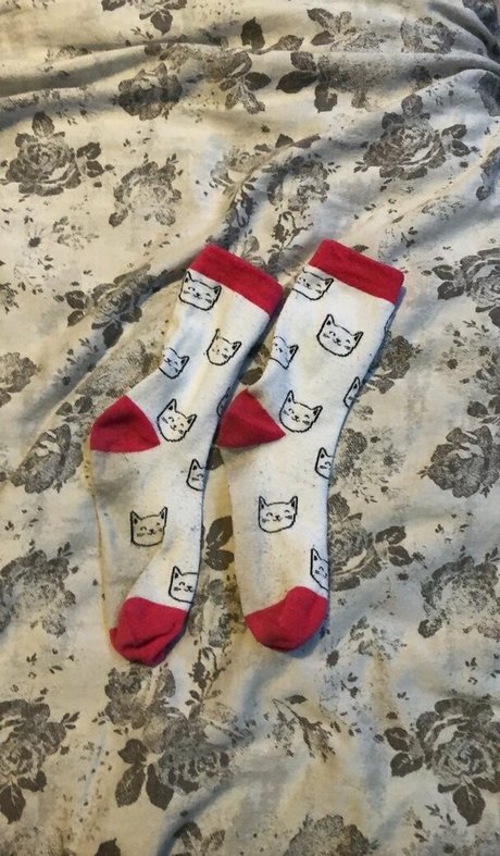 oliviafeetqueen top model pic