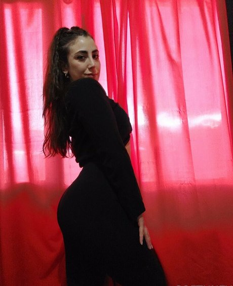 softhney exclusive pornstar photo