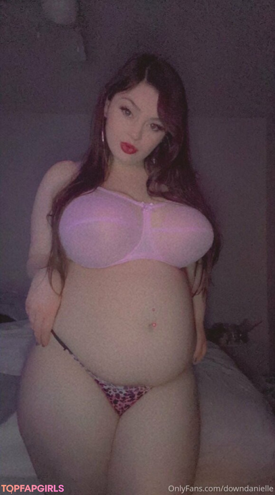downdanielle hd model image