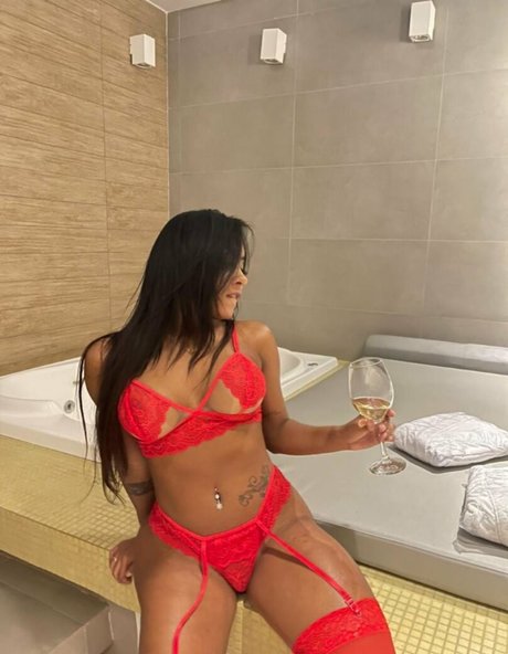 Mirela Vasconcelos pornstar perfect photo