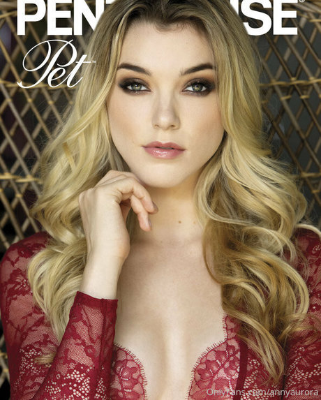 annyaurora sexy pornstar image