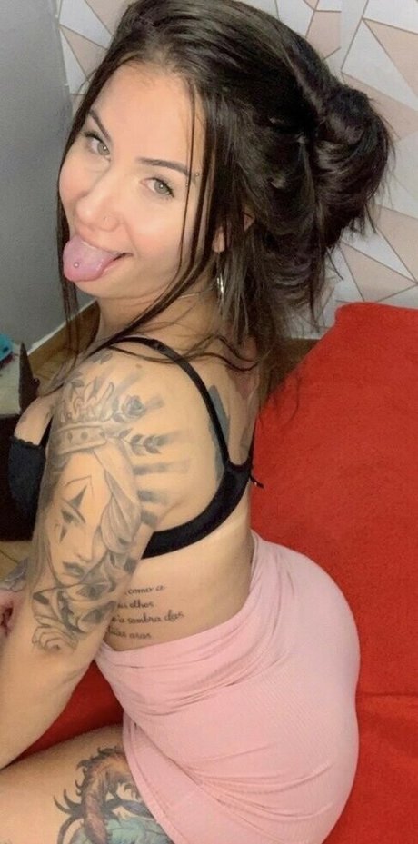 Hillary Andrade star high quality picture