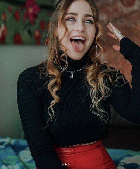 Chribbleys xxx pornstar pics