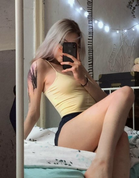 Opshi art actress pictures