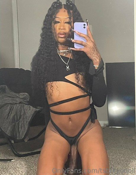 emo trans onlyfans nude image