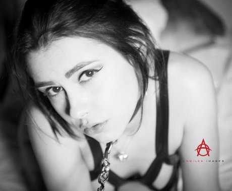 Peyton Rhodes pornstar sex photo