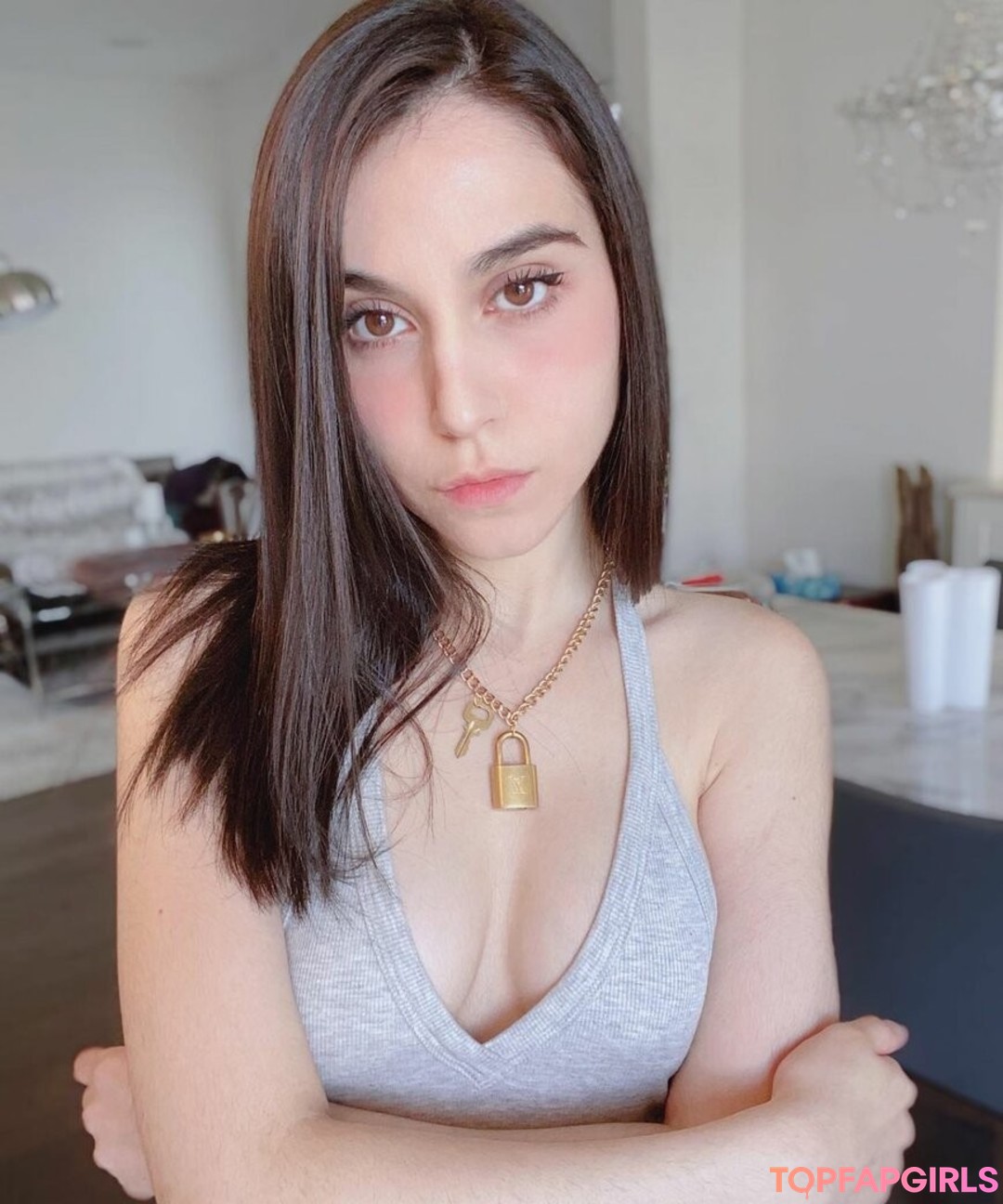 pale teen onlyfans erotic pics
