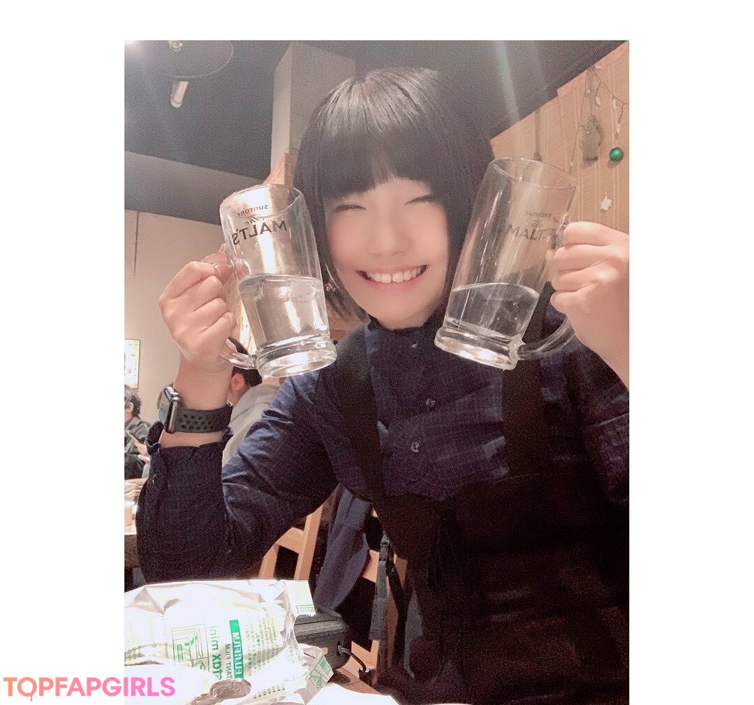 ayame apricot naked model image