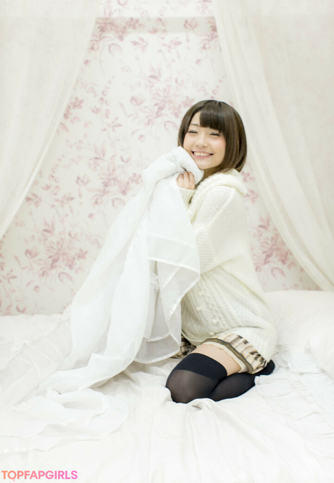 ayame apricot profile image