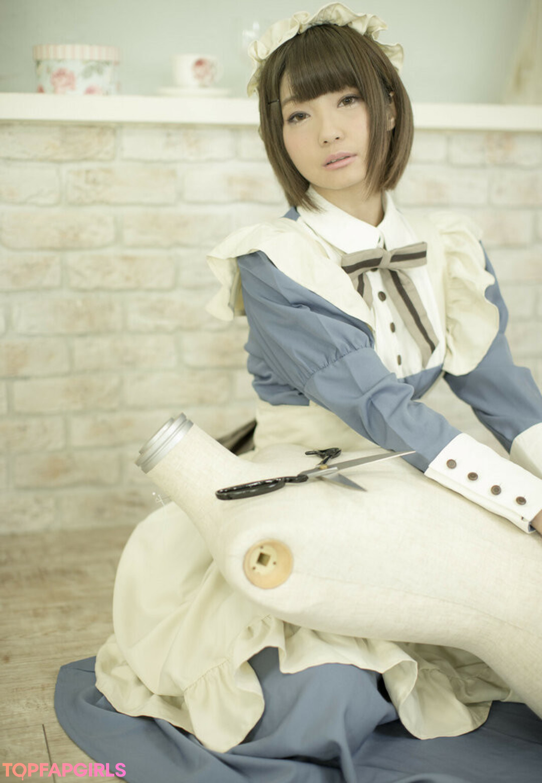 ayame apricot top profile image