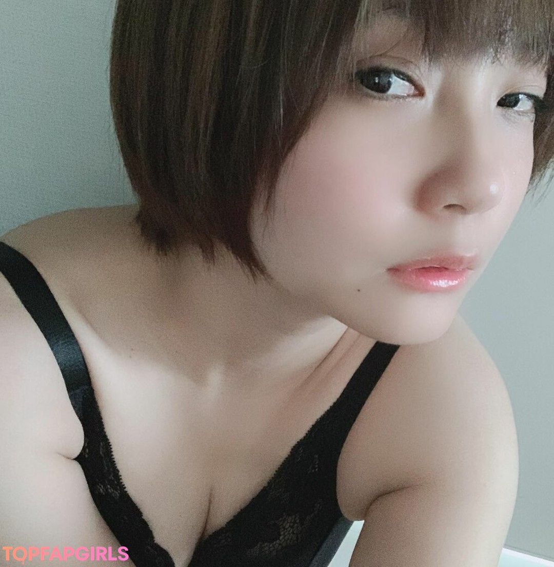 ayame apricot best model pics