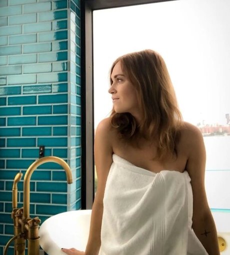 shower onlyfans porno pictures