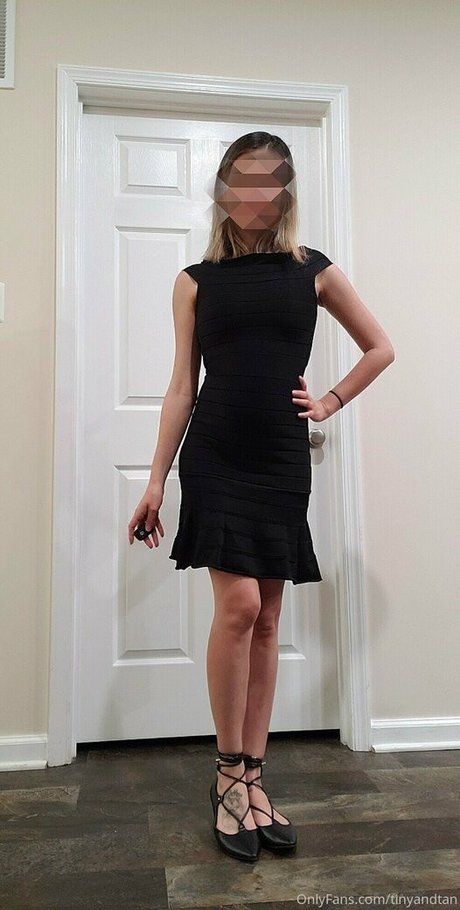 tinyandtan sexy model img