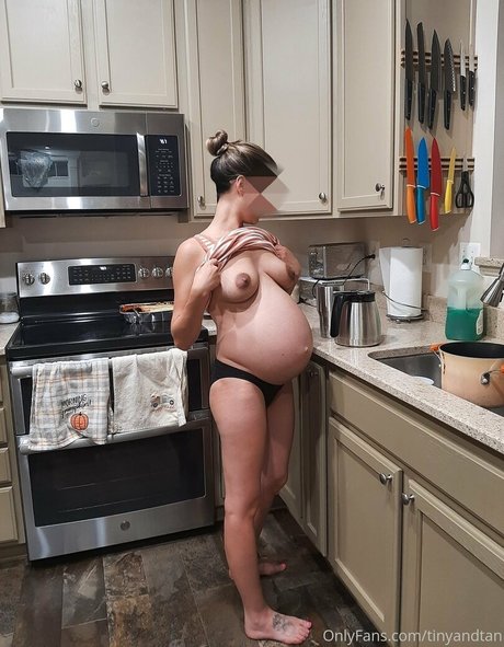 tinyandtan star hot images